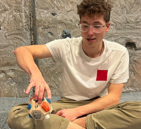 Finger Climbing Training Ball – Handmade Grip Strengthener Tool to Enhance Finger Muscle Power, Accuracy and Rock Climbing Performance