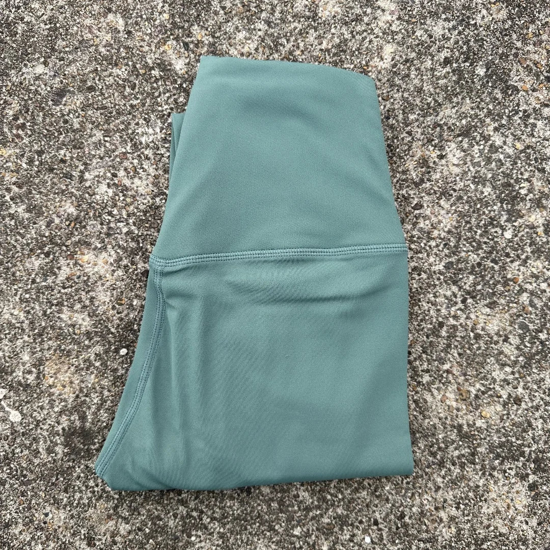 Solid Color Back Waist Pocket High Waist Yoga Legging Women Sport Cropped Pants Butter Athletic Gym Comprehensive Training Jog Zen fit plus