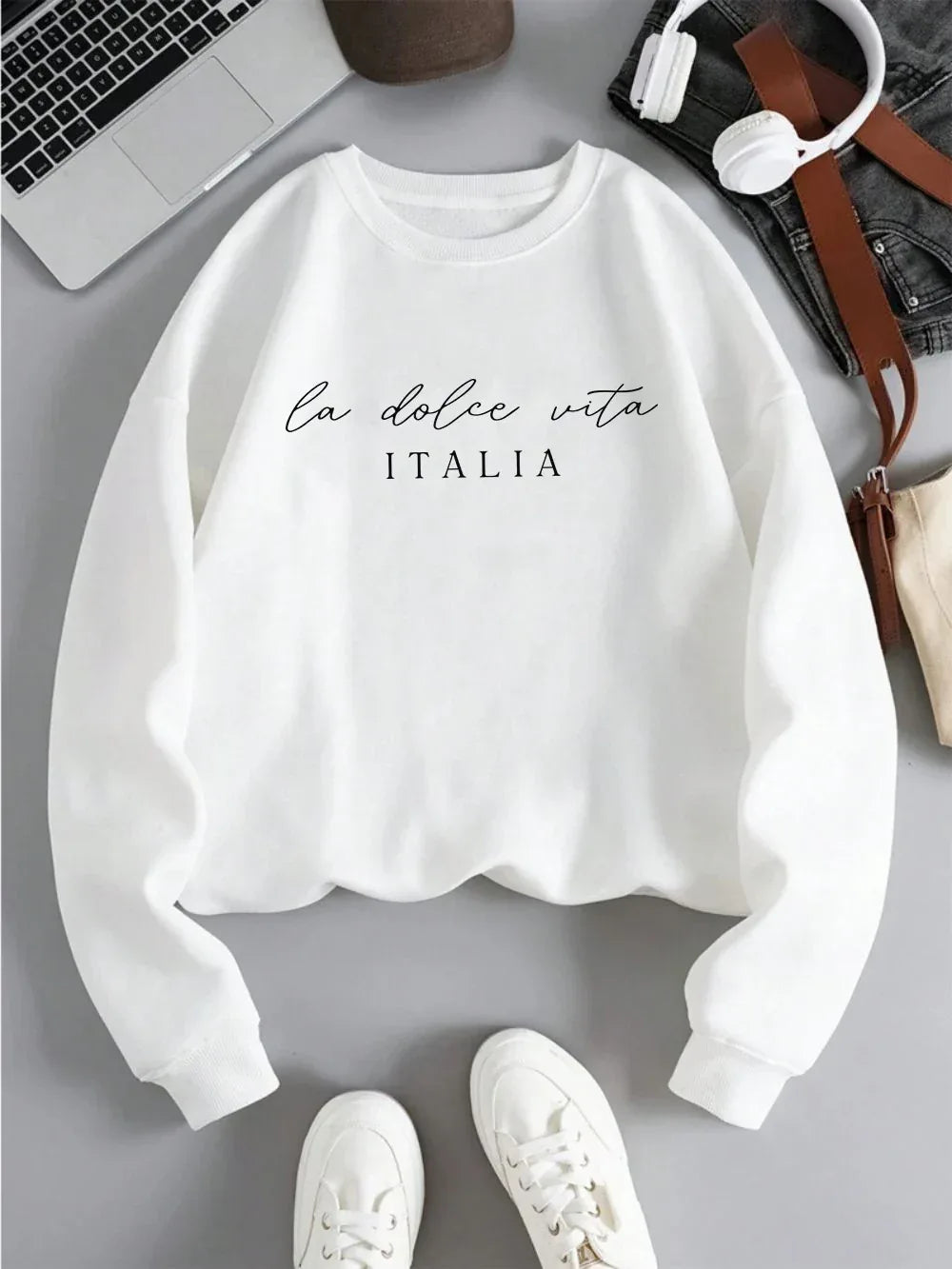 La Dolce Vita Italia Printed Womens Sweatshirt Crewneck Y2K Loose Clothing Multicolor Casual Pullover Fleece All-Match Top - Zen Fit Plus