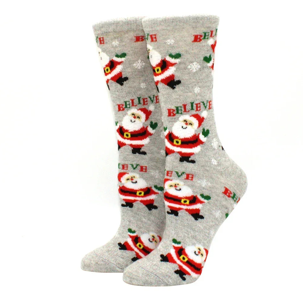 1 pair of Christmas tree, old man and reindeer fashion trend ladies Christmas medium cotton socks - Zen Fit Plus
